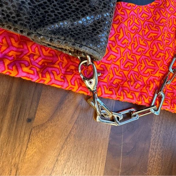 Tory Burch Clutch - Snake Skin - Picture 6 of 6